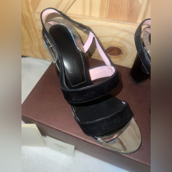 Louis Vuitton Monogram Satin Sandal Heels w/COA - Picture 8 of 11